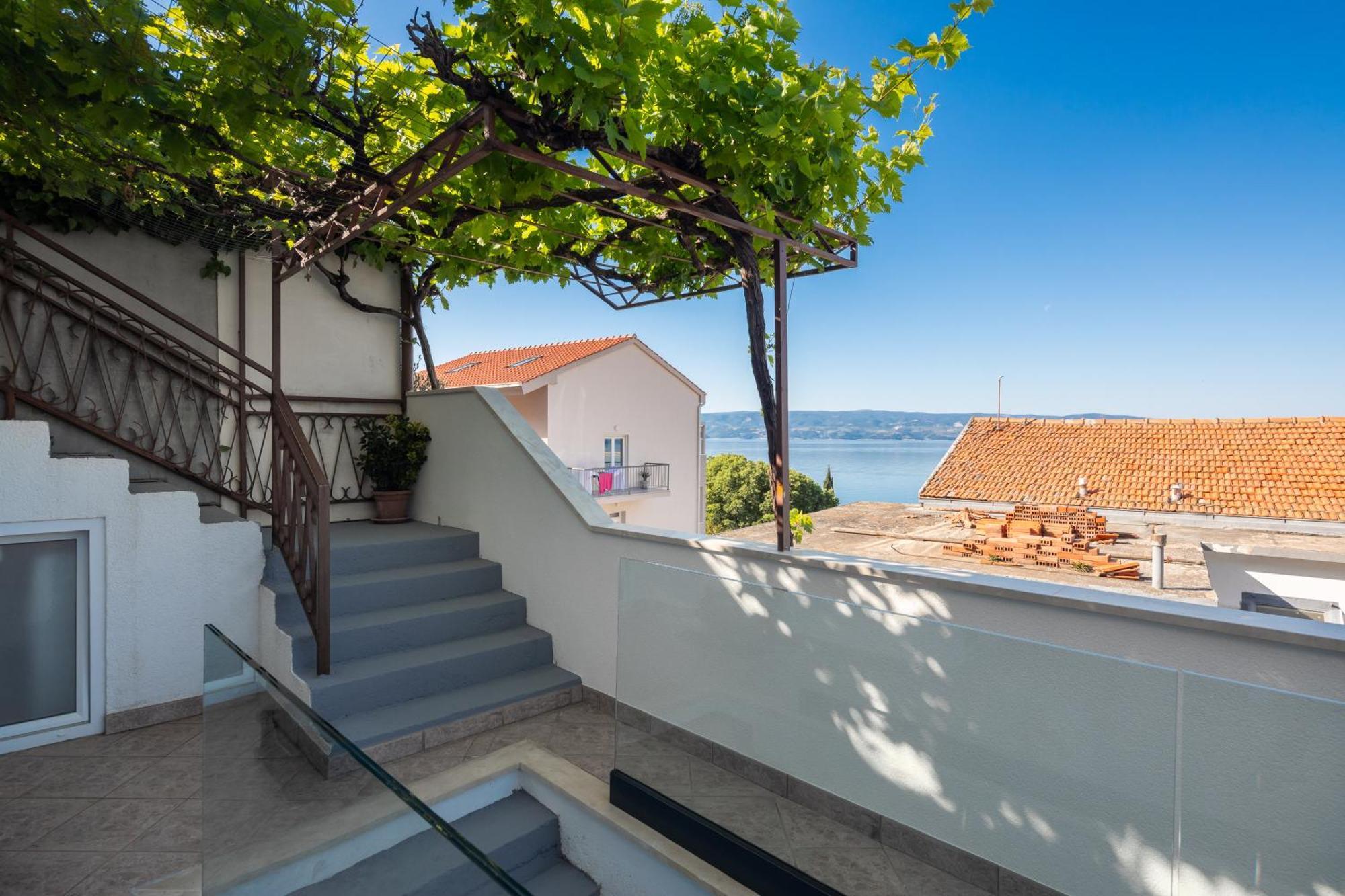 East Side Apartment Omiš Exterior foto